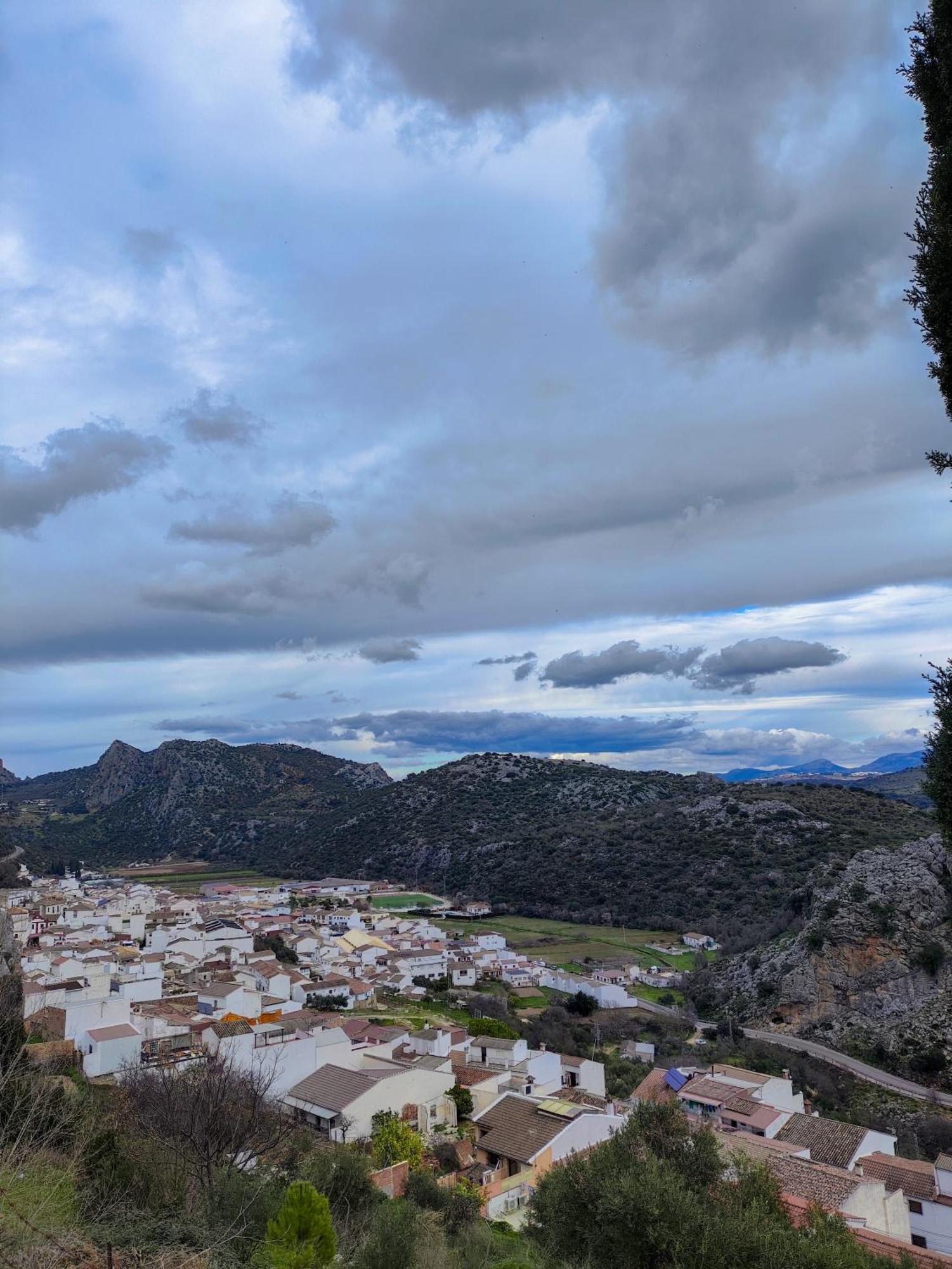 La Escapadita Benaoján Buitenkant foto